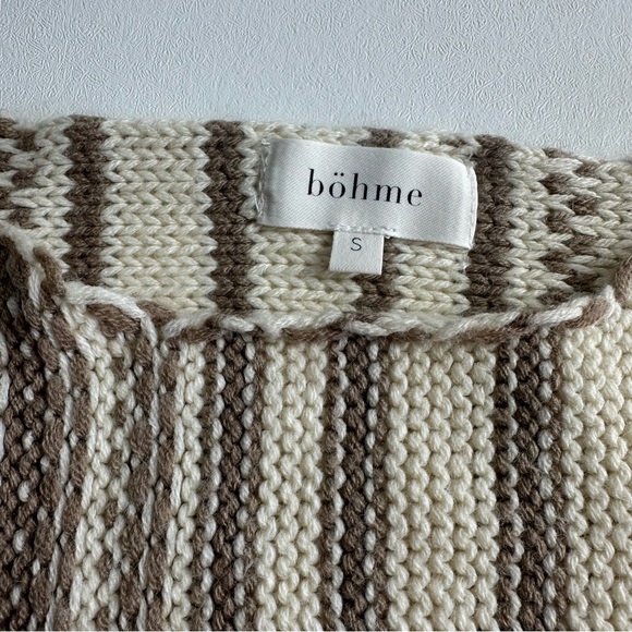 Bohme women’s size small oversize round neck, long sleeve knit sweater - Picture 11 of 13